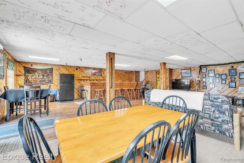 3247 Comanche Trail
