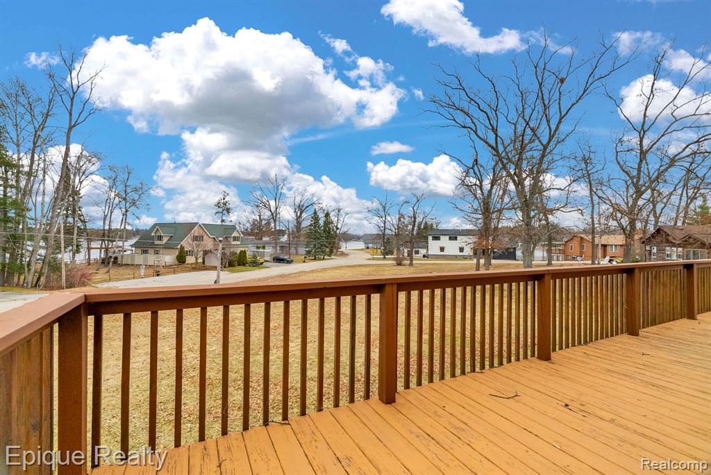 3247 Comanche Trail