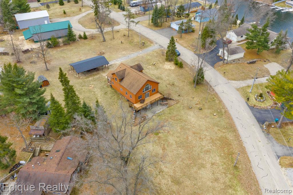 3247 Comanche Trail