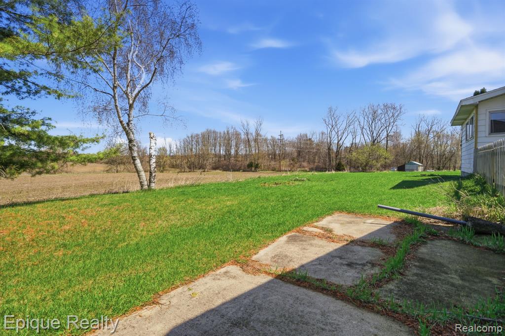 3272 Barnes Road