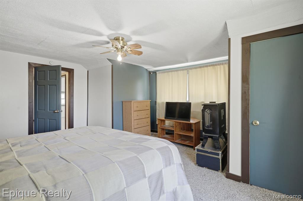 3272 Barnes Road