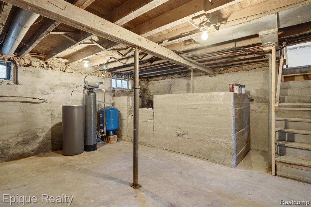 3272 Barnes Road