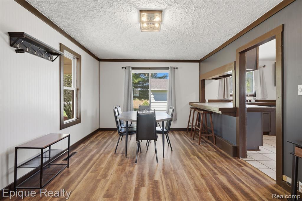 3272 Barnes Road