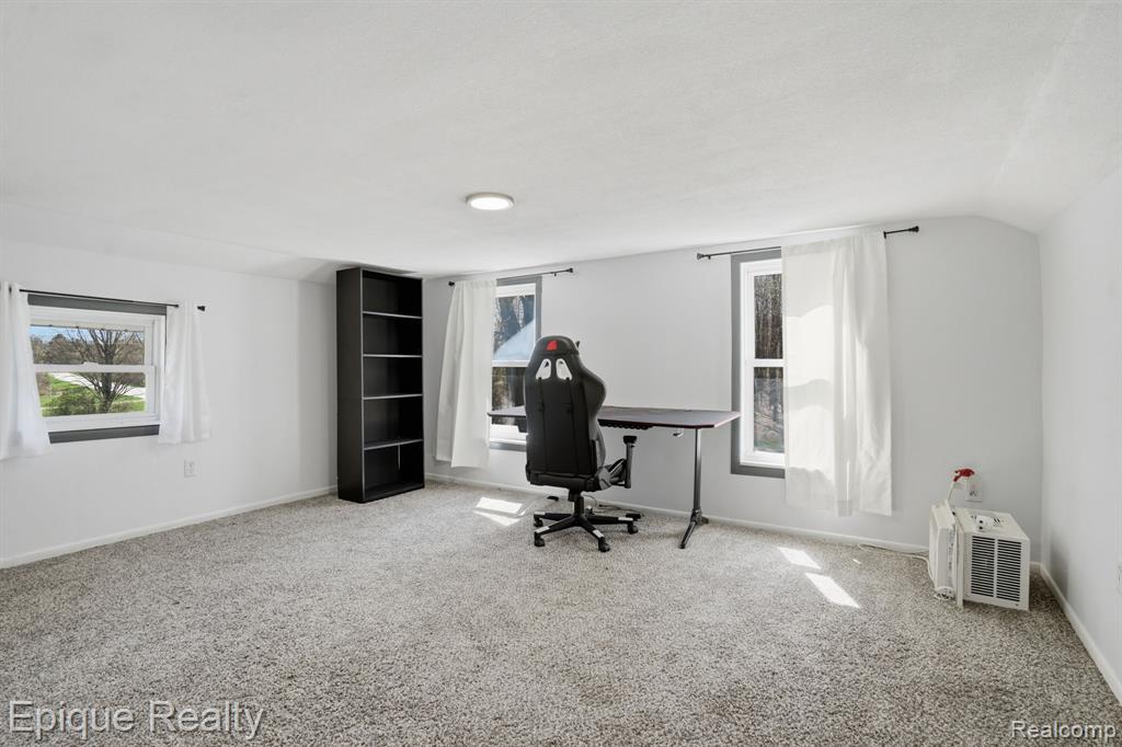 3272 Barnes Road