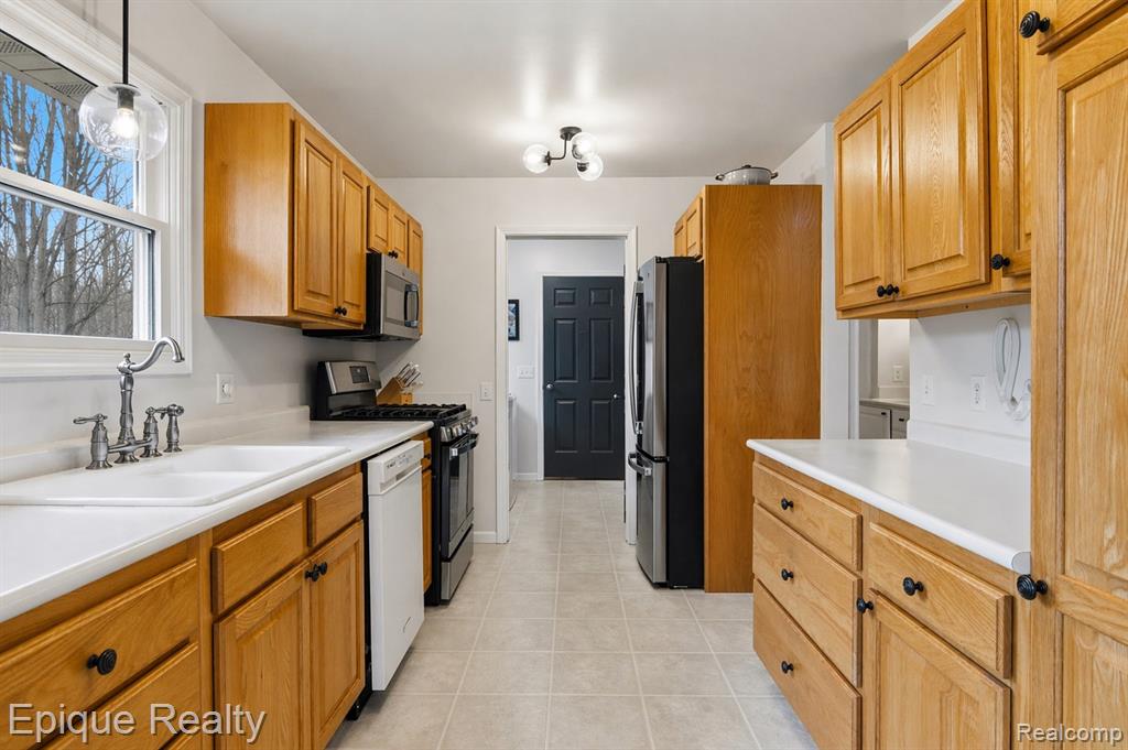 20730 Betsie Highland Drive
