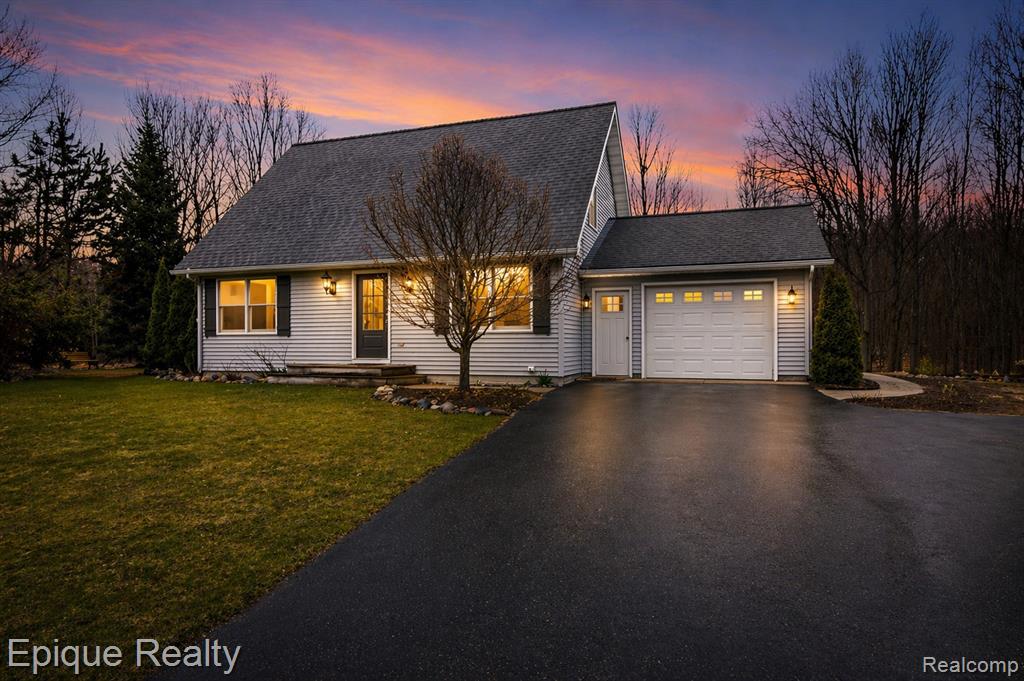 20730 Betsie Highland Drive