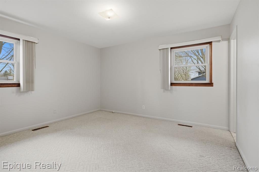 6236 Mckenzie Drive