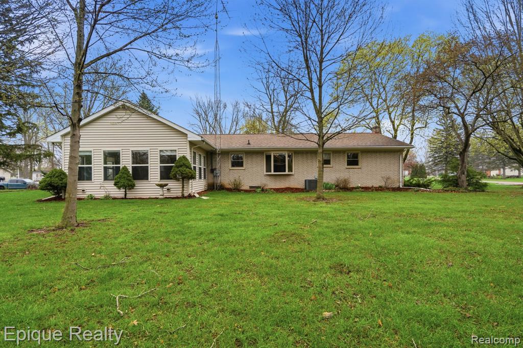 6236 Mckenzie Drive