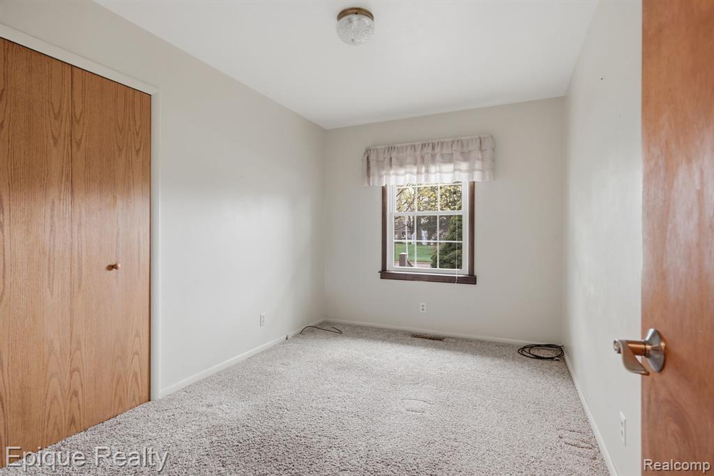 6236 Mckenzie Drive