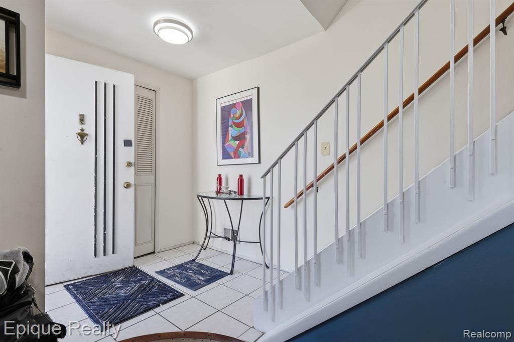 8727 Kennedy Circle # 4