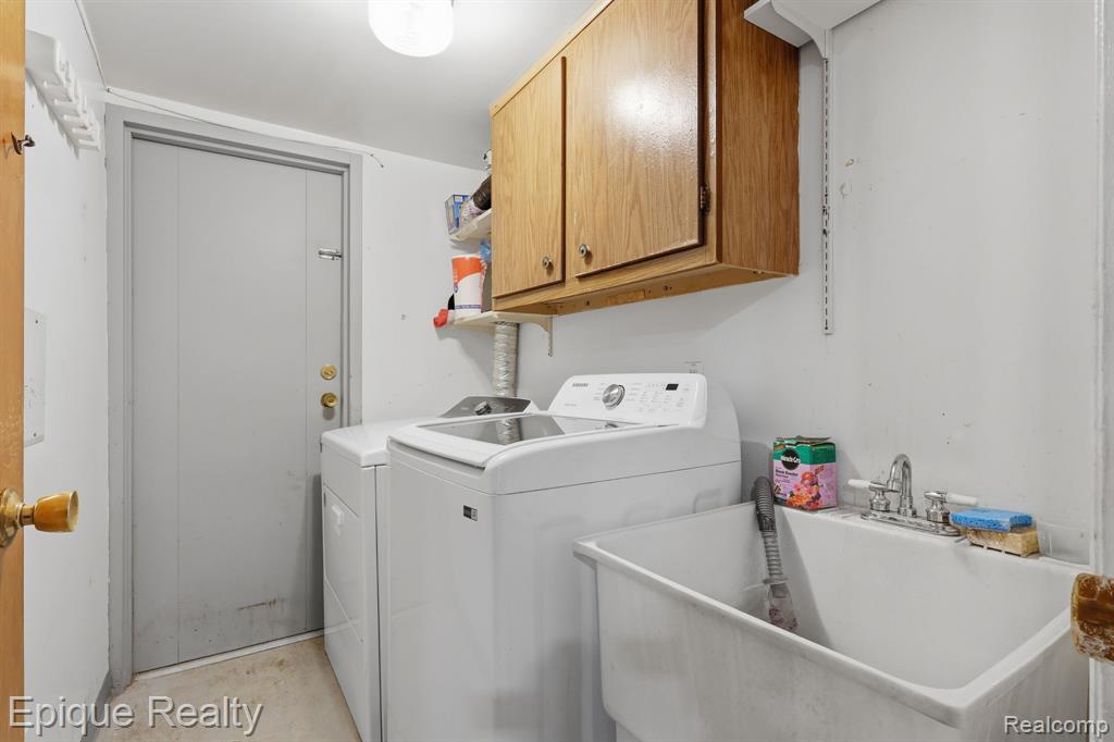 8727 Kennedy Circle # 4
