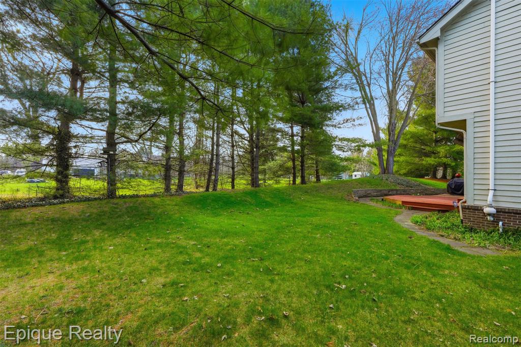 2442 Moors Court