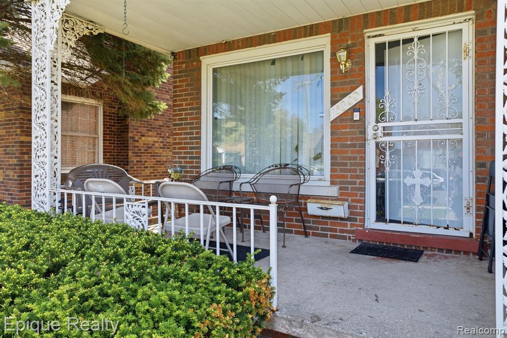 15300 Collingham Drive