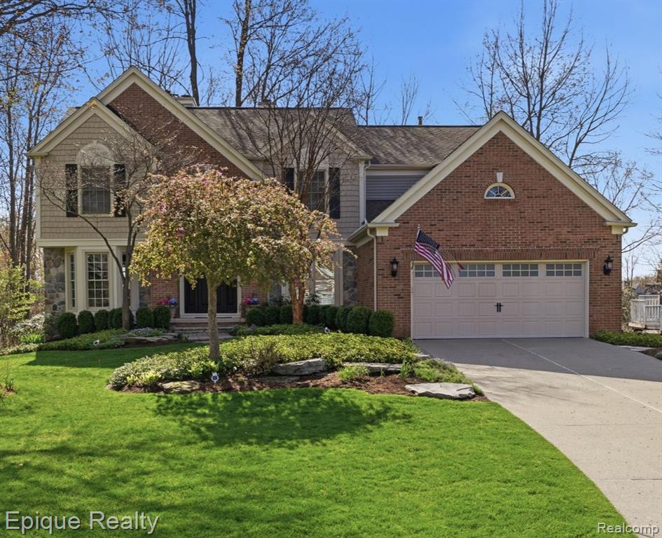 2568 Canoe Circle Drive