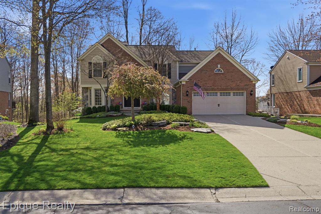 2568 Canoe Circle Drive