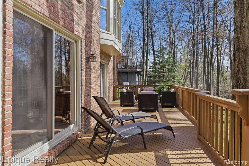 2568 Canoe Circle Drive