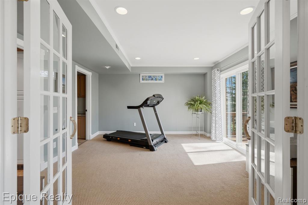 2568 Canoe Circle Drive