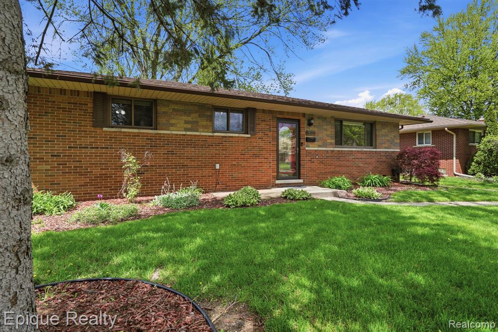 8737 Shannon Drive