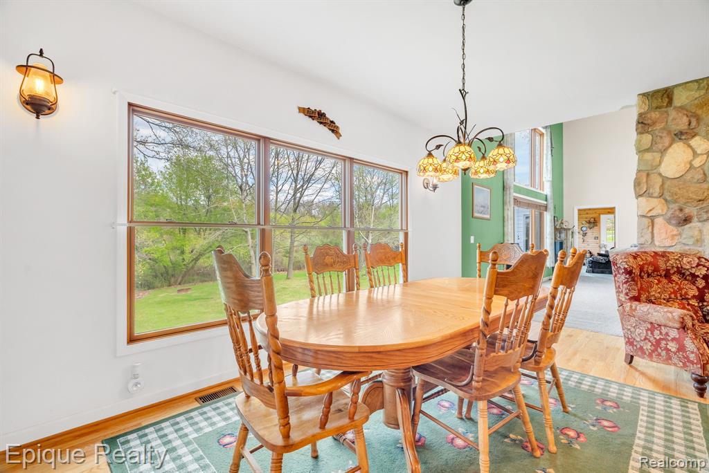 6495 Country Lane Drive
