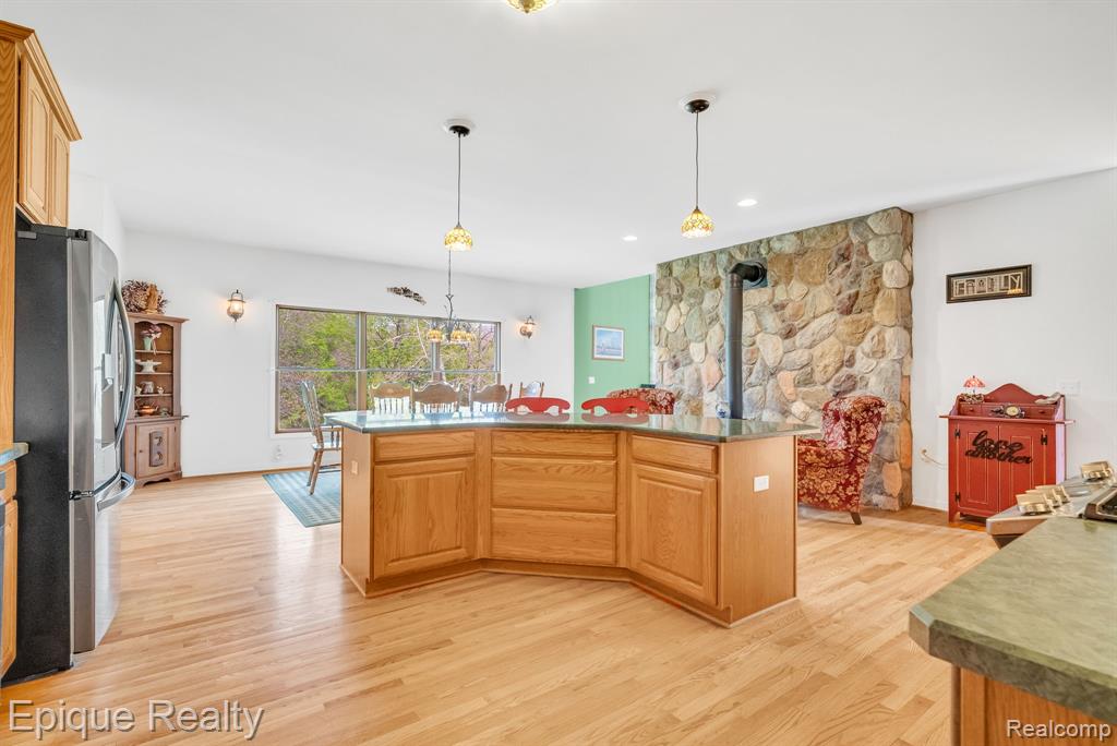 6495 Country Lane Drive