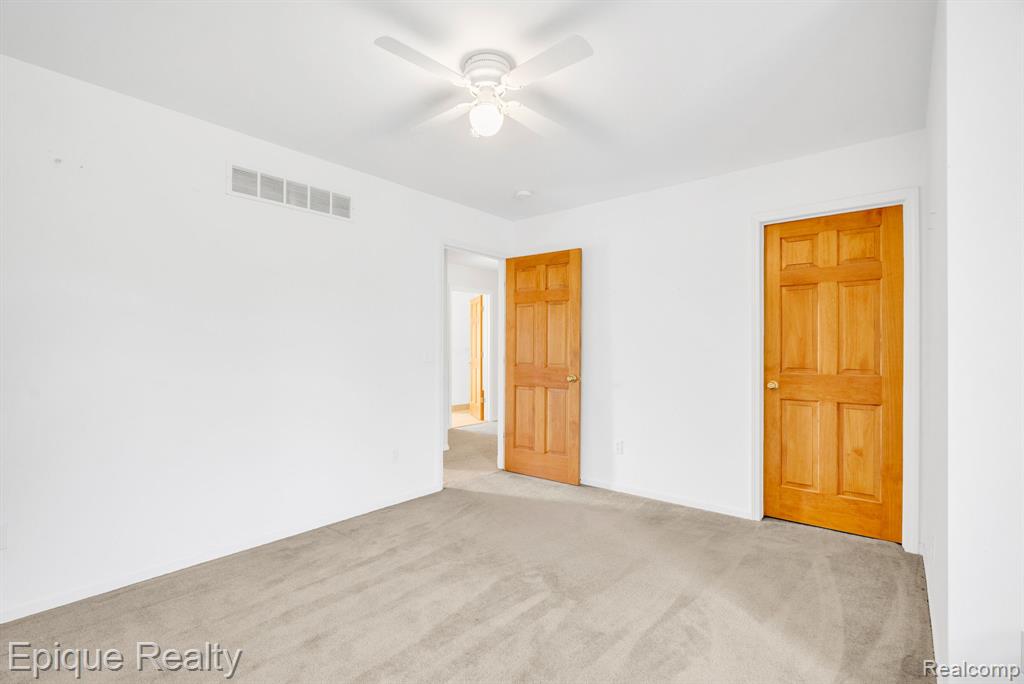 6495 Country Lane Drive