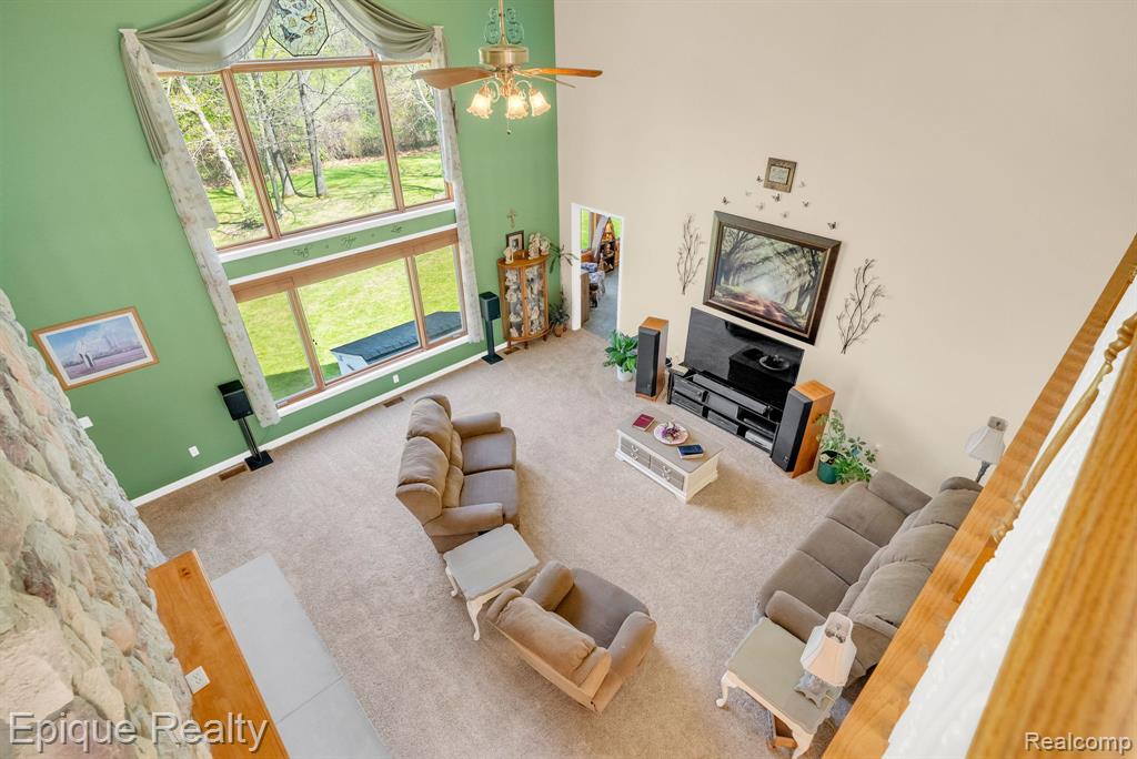 6495 Country Lane Drive
