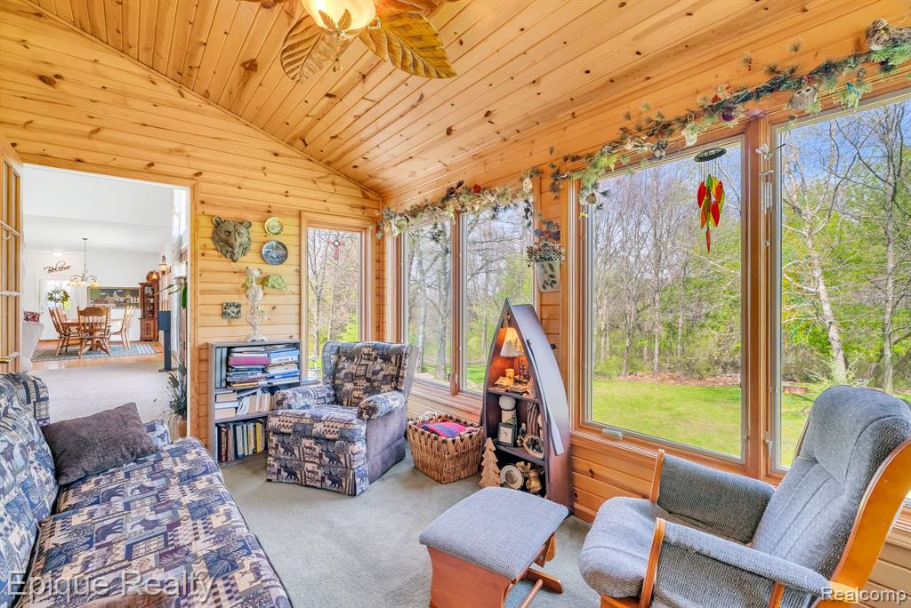 6495 Country Lane Drive