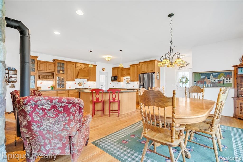 6495 Country Lane Drive