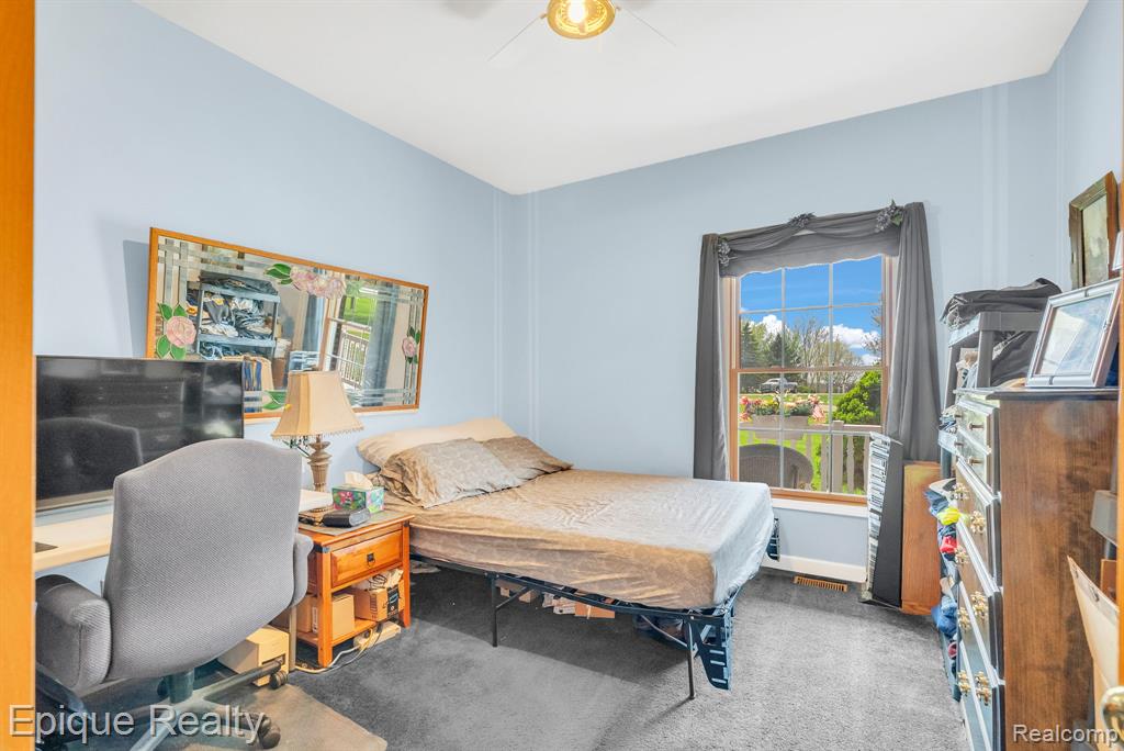 6495 Country Lane Drive