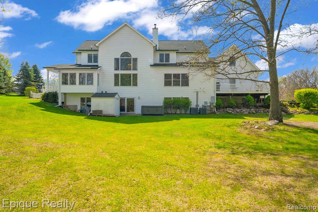 6495 Country Lane Drive