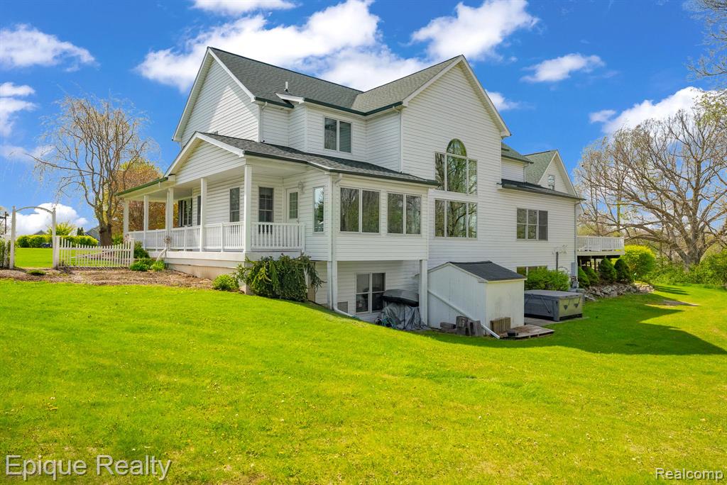 6495 Country Lane Drive