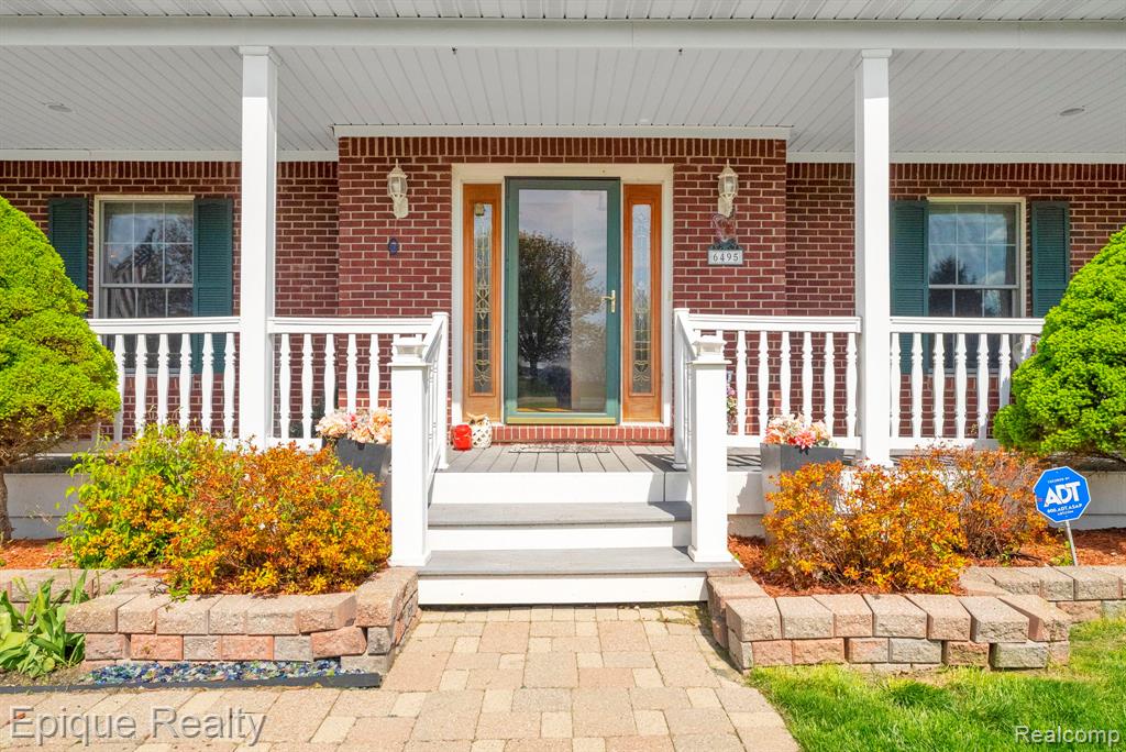6495 Country Lane Drive