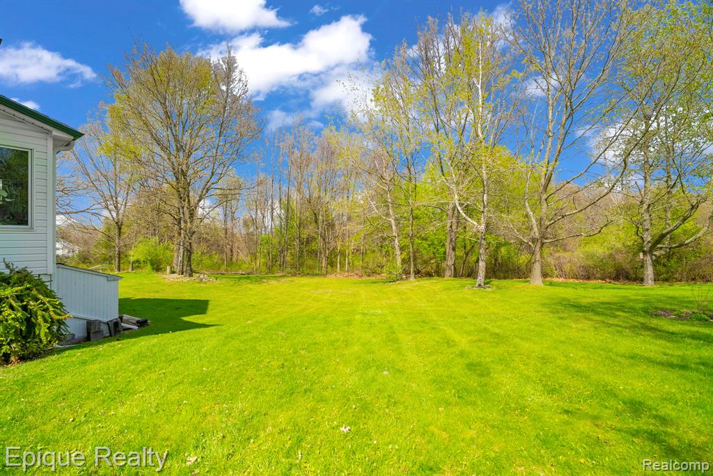 6495 Country Lane Drive