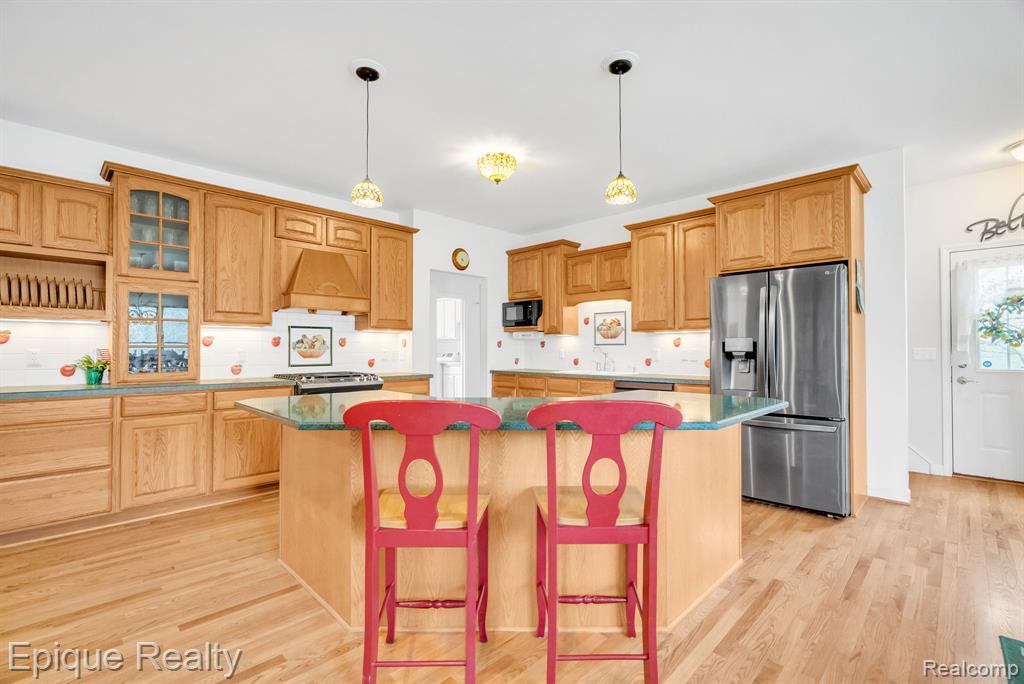 6495 Country Lane Drive