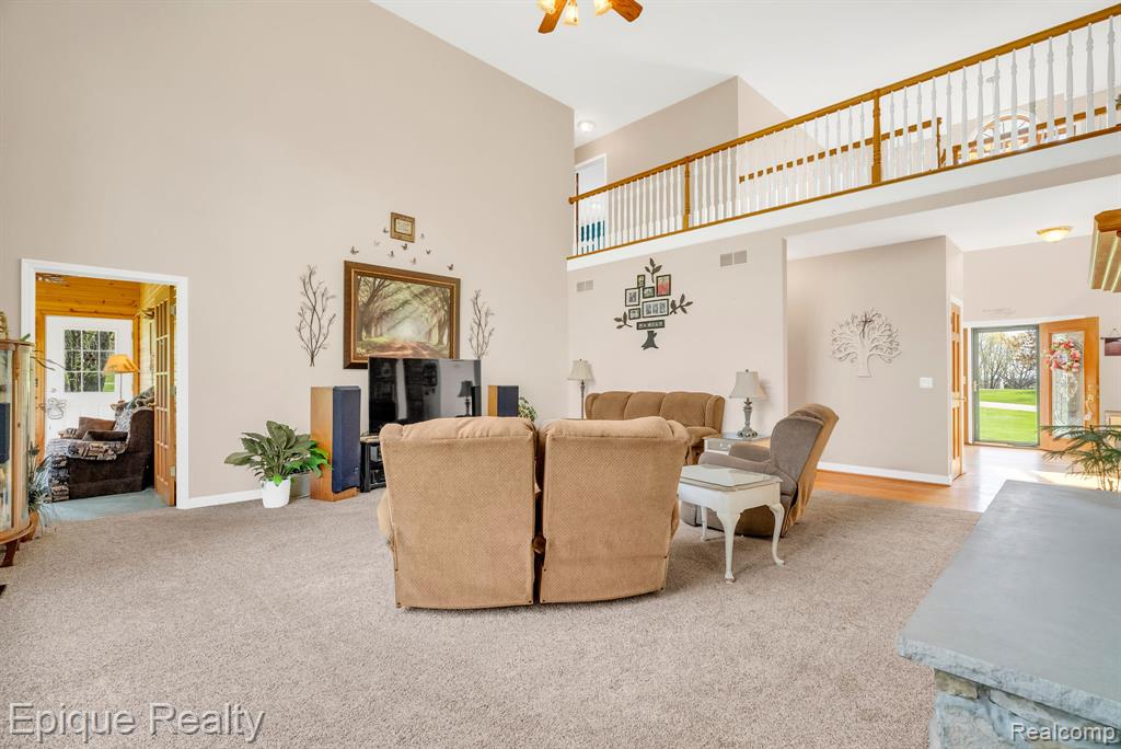 6495 Country Lane Drive