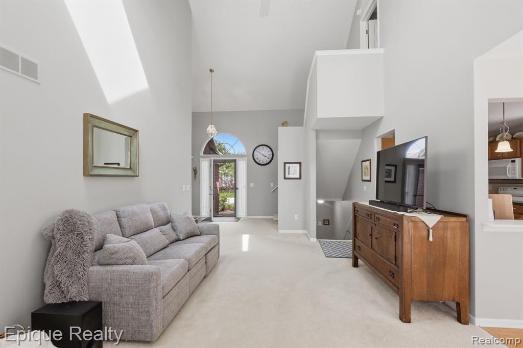 753 Woodhaven Drive