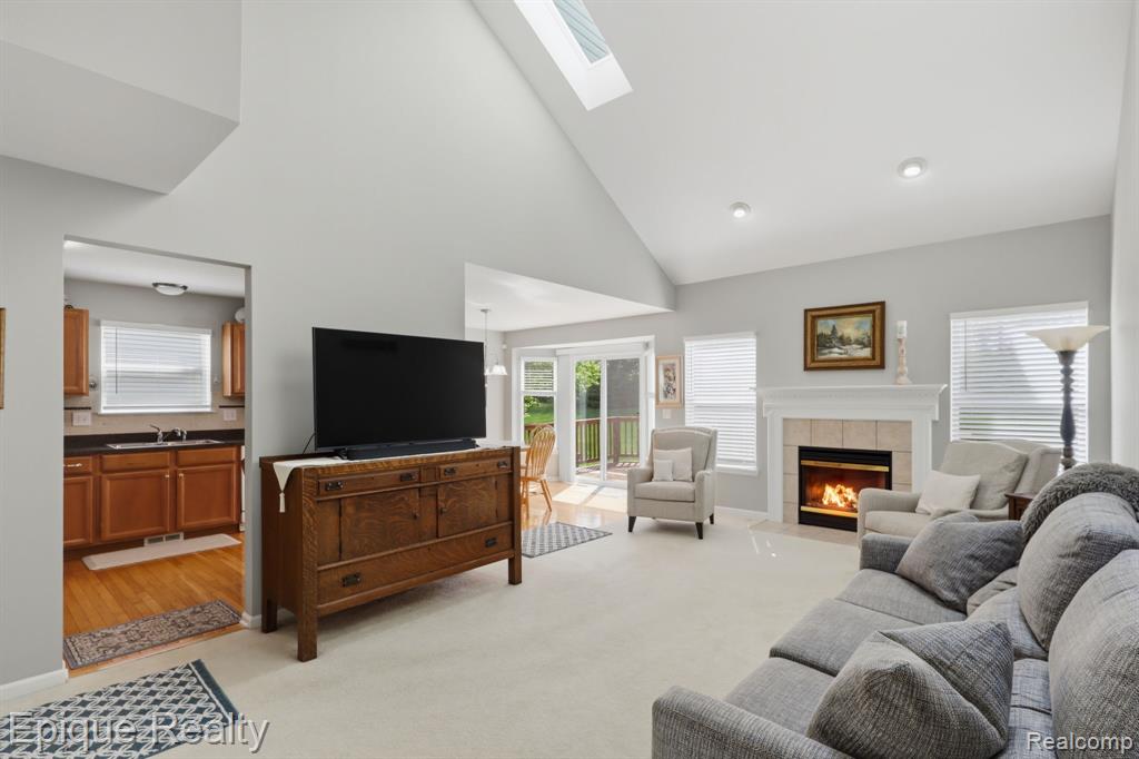 753 Woodhaven Drive
