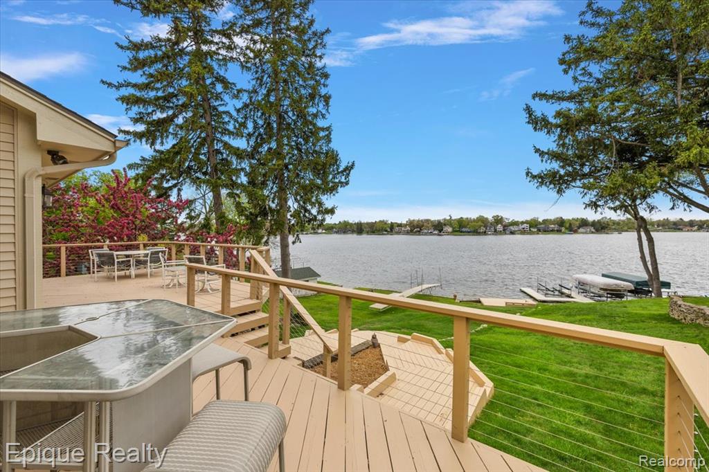 4521 Parnell Drive