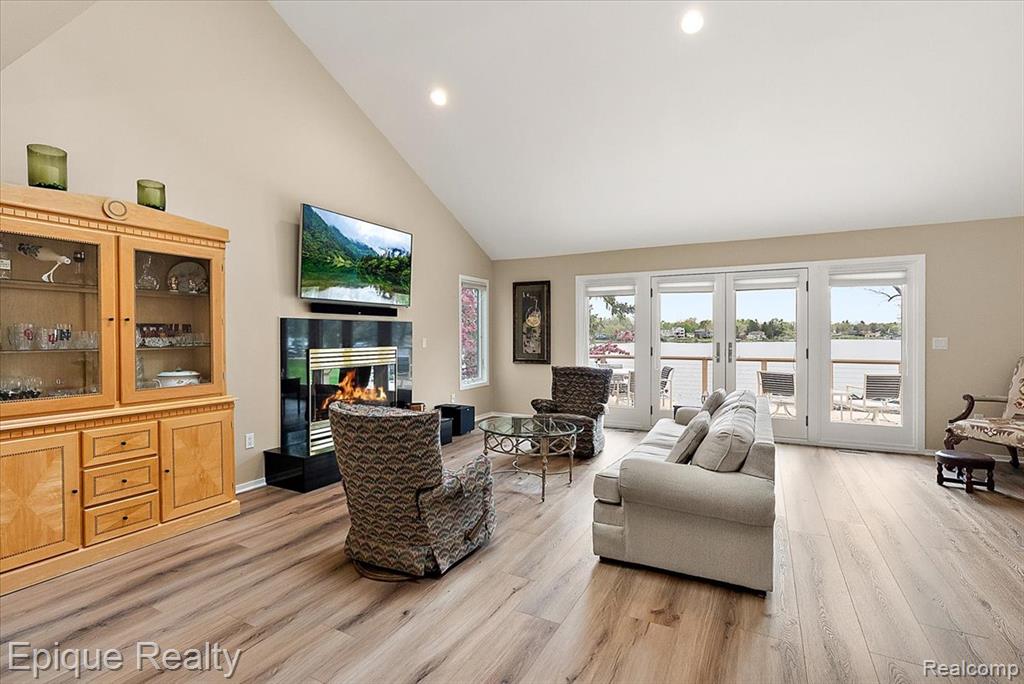 4521 Parnell Drive
