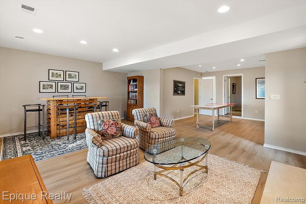 4521 Parnell Drive