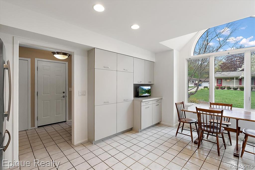 4521 Parnell Drive