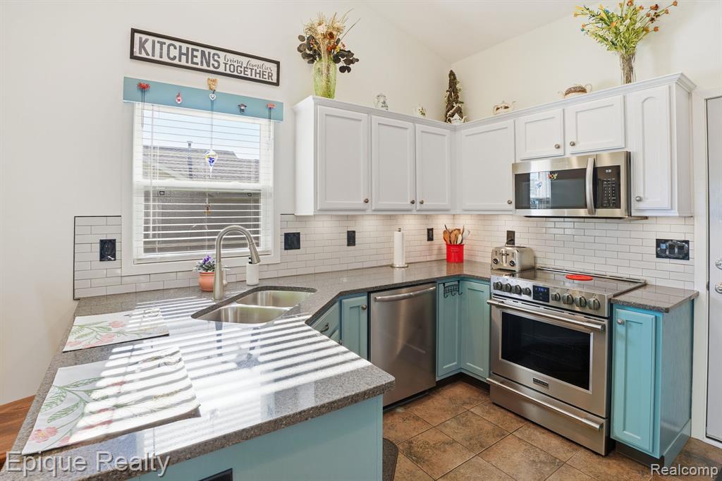 9269 Northwind Drive
