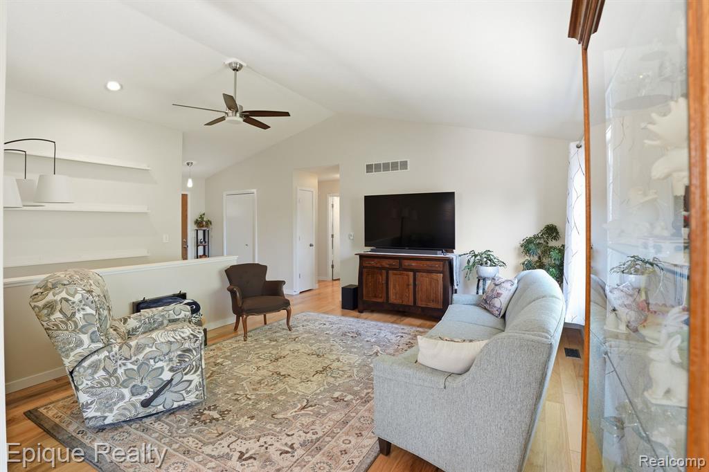 9269 Northwind Drive