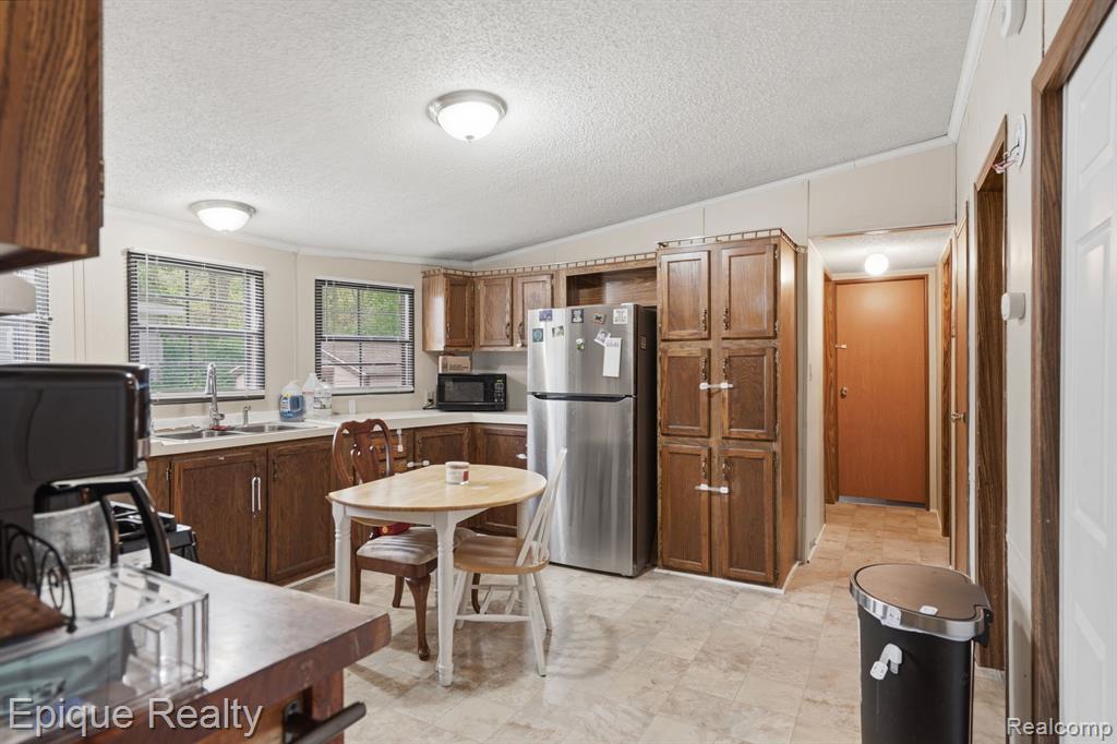 466 Turquoise Drive