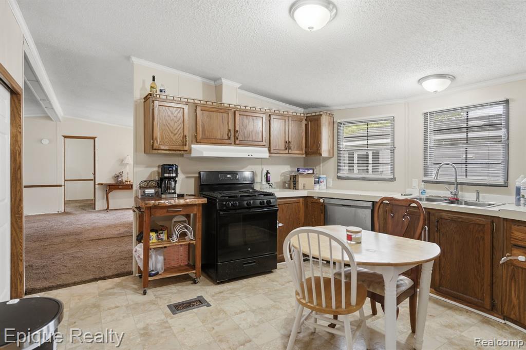 466 Turquoise Drive