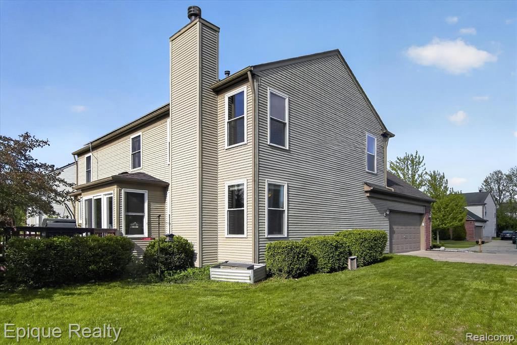 8068 Creek Bend Drive