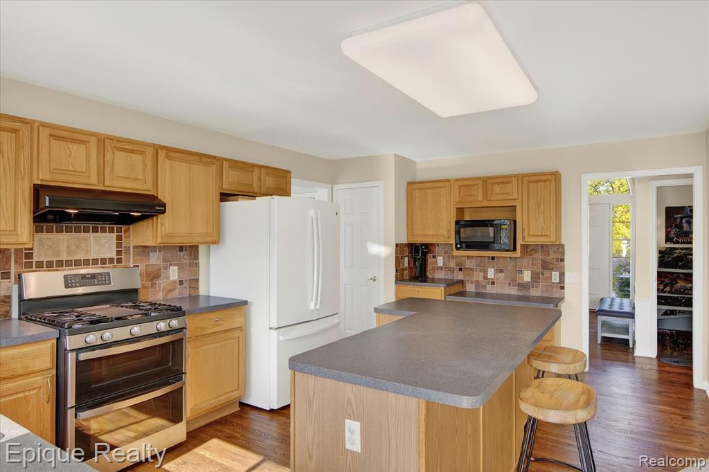 8068 Creek Bend Drive