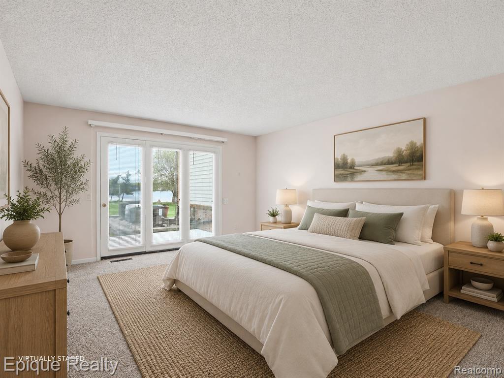 3434 Adams Shore Drive