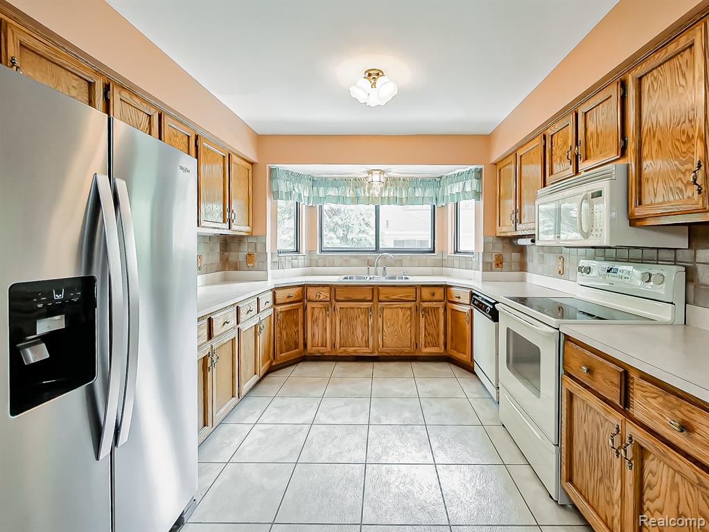 38663 Cypress Meadow Drive