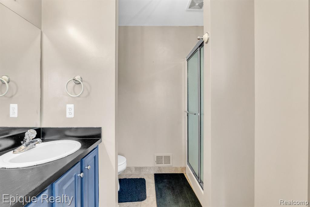 8239 Loon Lane